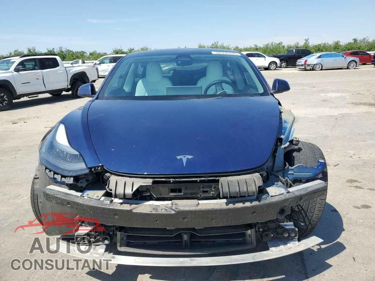 TESLA MODEL 3 2022 - 5YJ3E1EA3NF311758