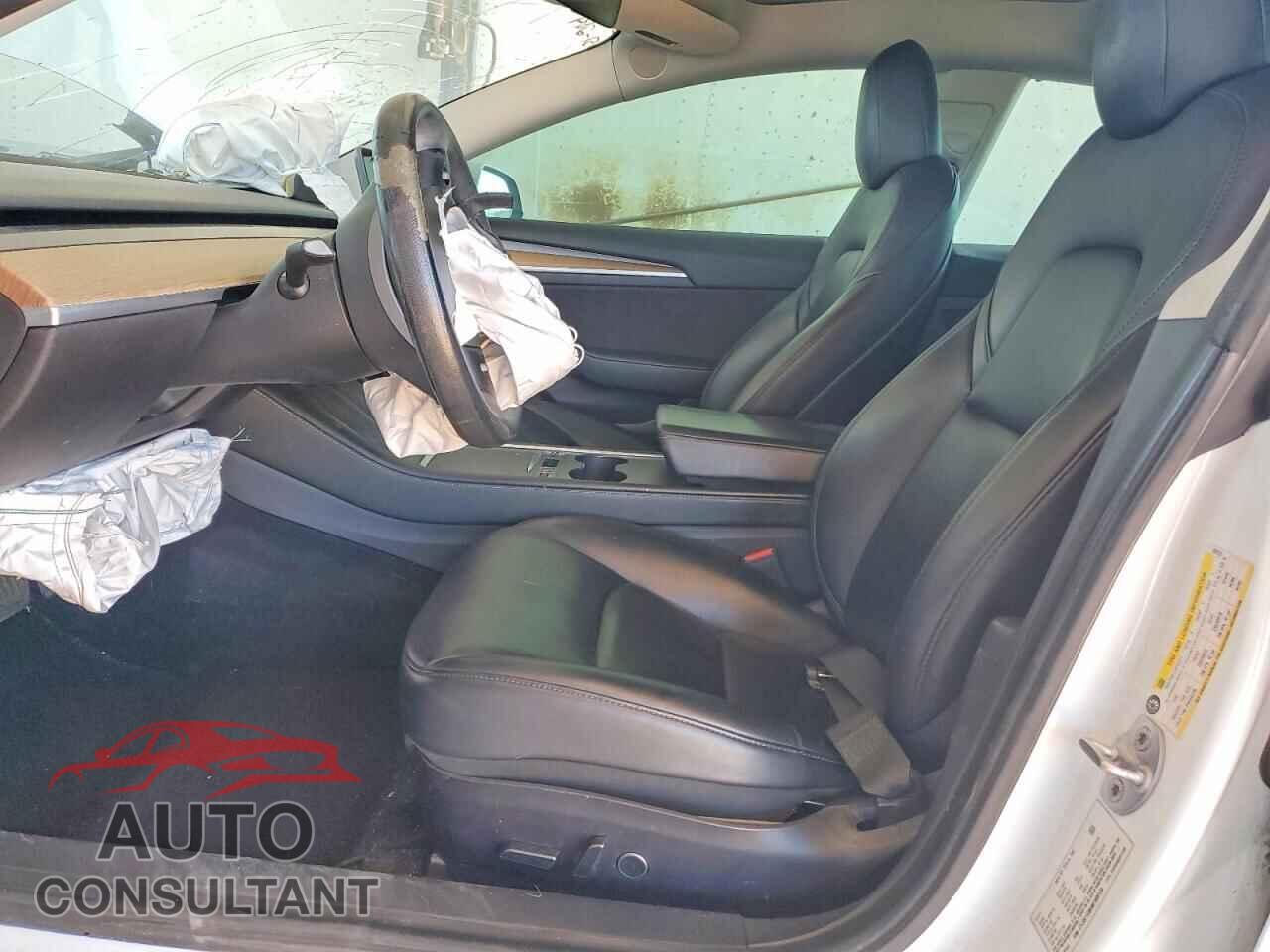 TESLA MODEL 3 2021 - 5YJ3E1EB8MF999120