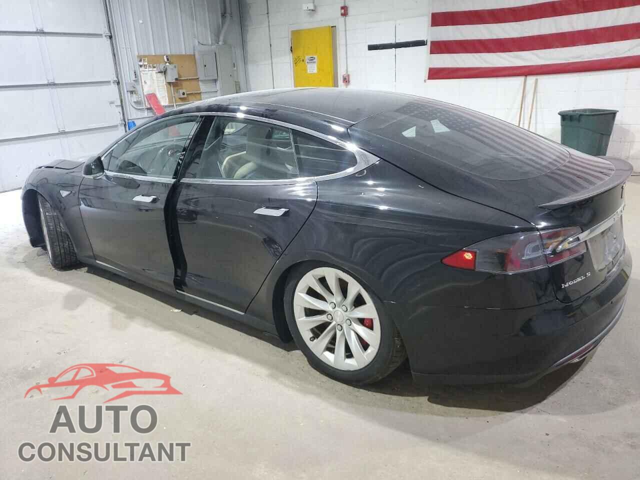TESLA MODEL S 2016 - 5YJSA1E49GF124514