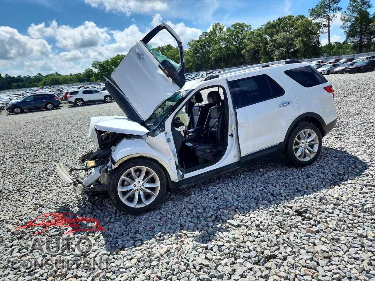 FORD EXPLORER 2013 - 1FM5K7D88DGB37009