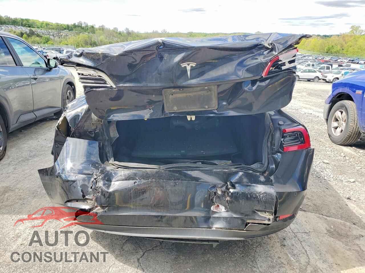 TESLA MODEL 3 2019 - 5YJ3E1EA7KF324816
