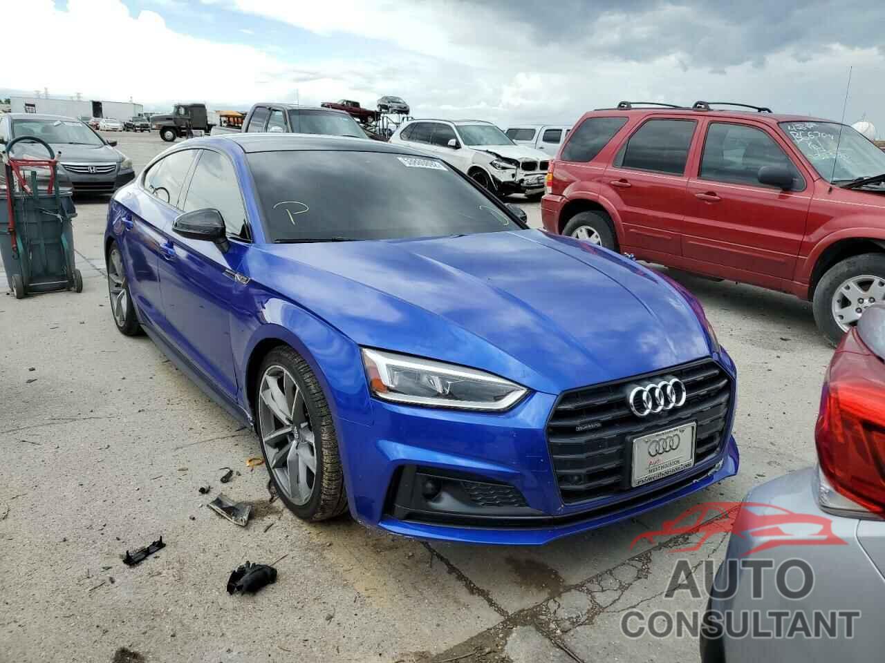 AUDI A5 2019 - WAUFNCF58KA017803