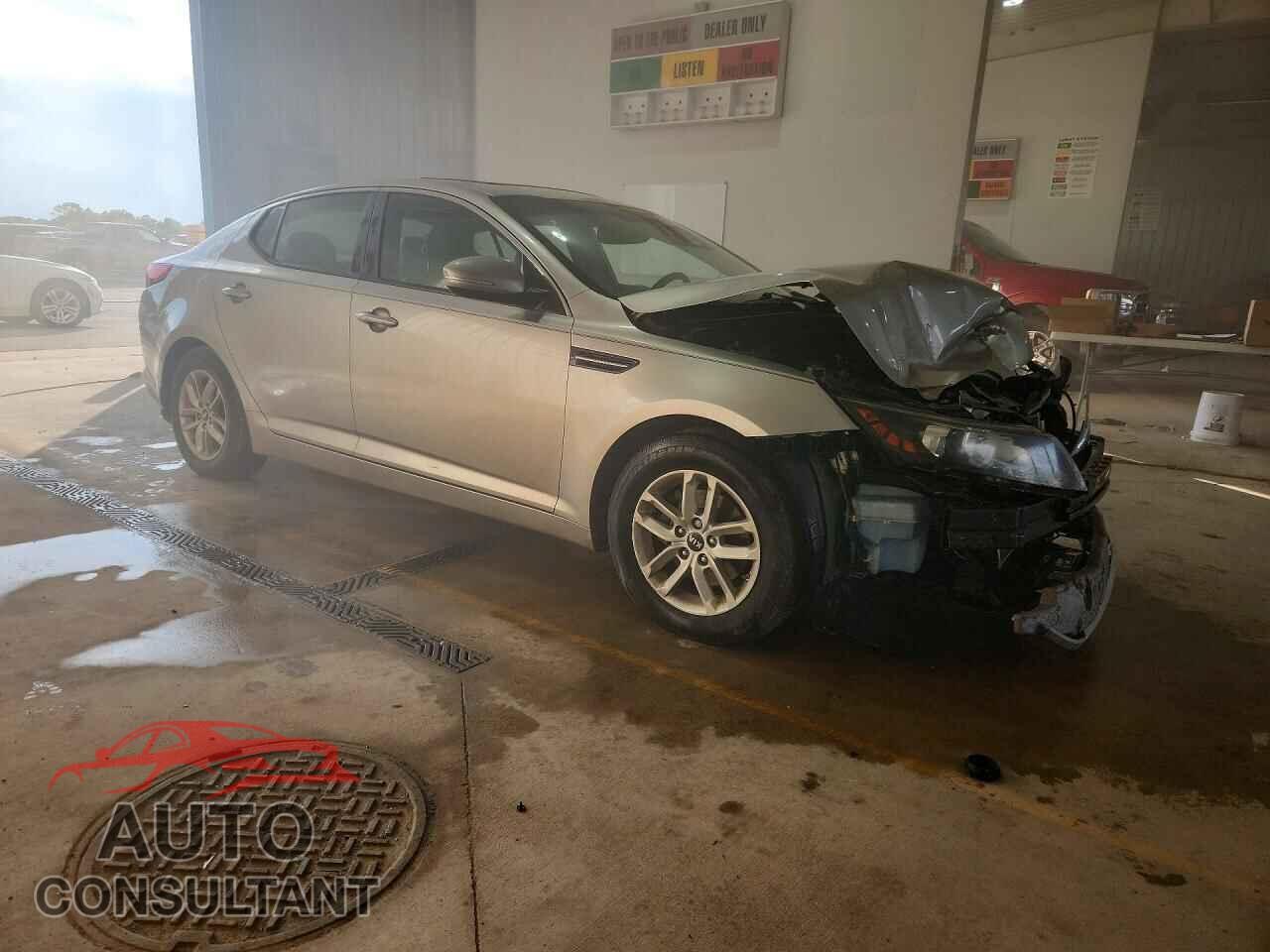 KIA OPTIMA 2011 - KNAGM4A7XB5161982