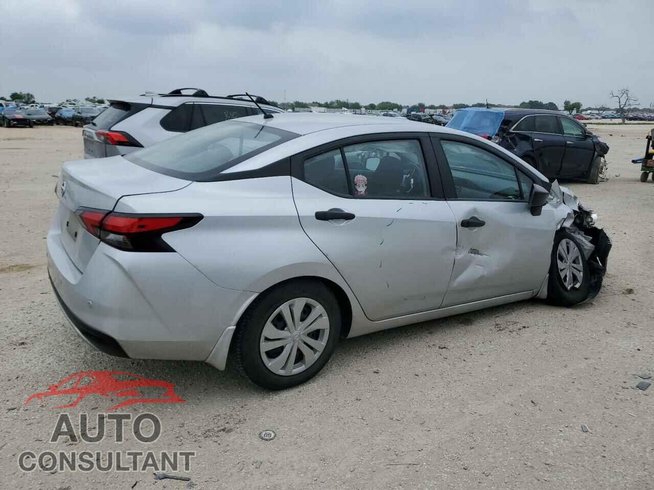NISSAN VERSA 2021 - 3N1CN8DV5ML807242