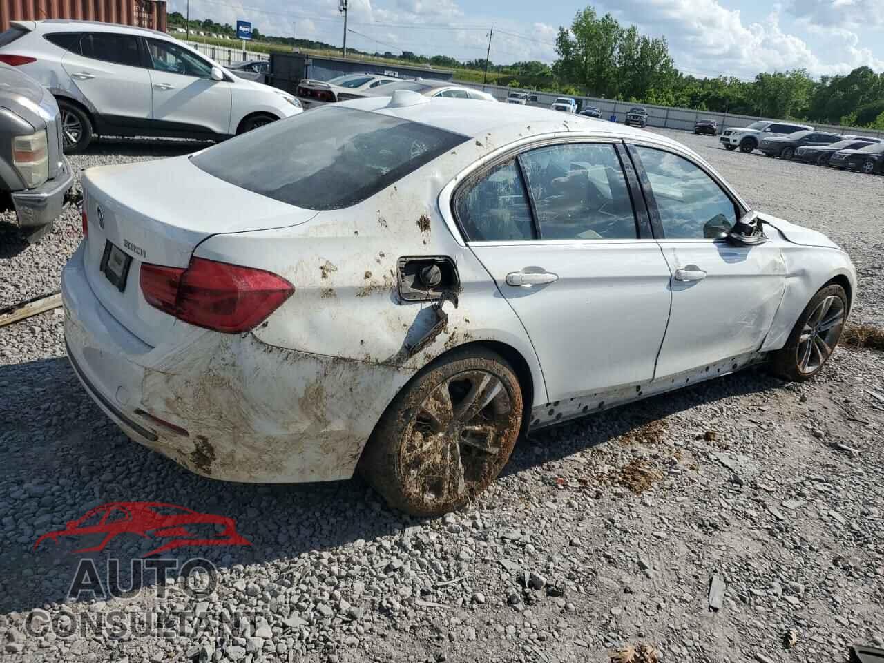 BMW 3 SERIES 2017 - WBA8B9G53HNU49591