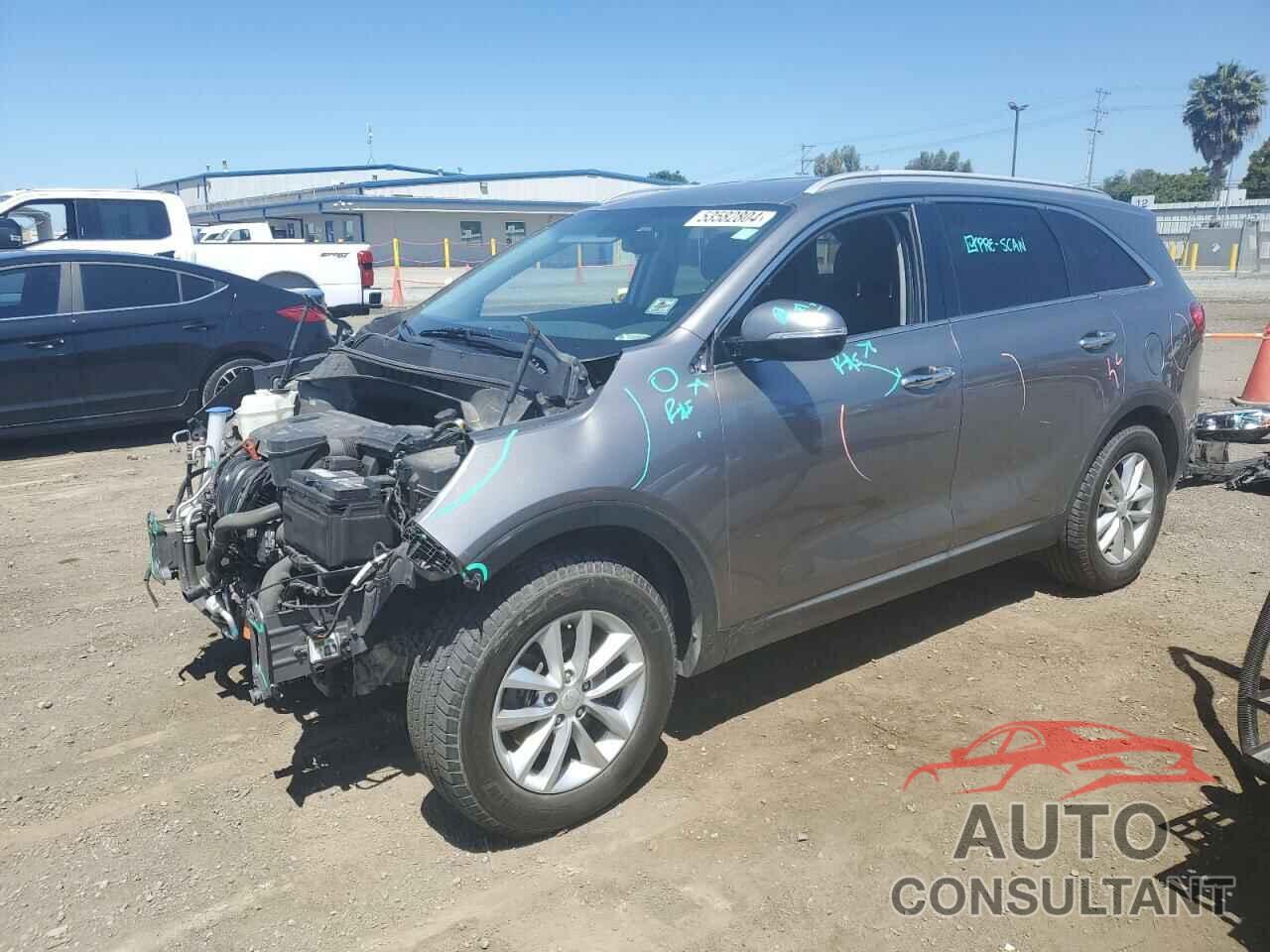 KIA SORENTO 2018 - 5XYPG4A32JG340952