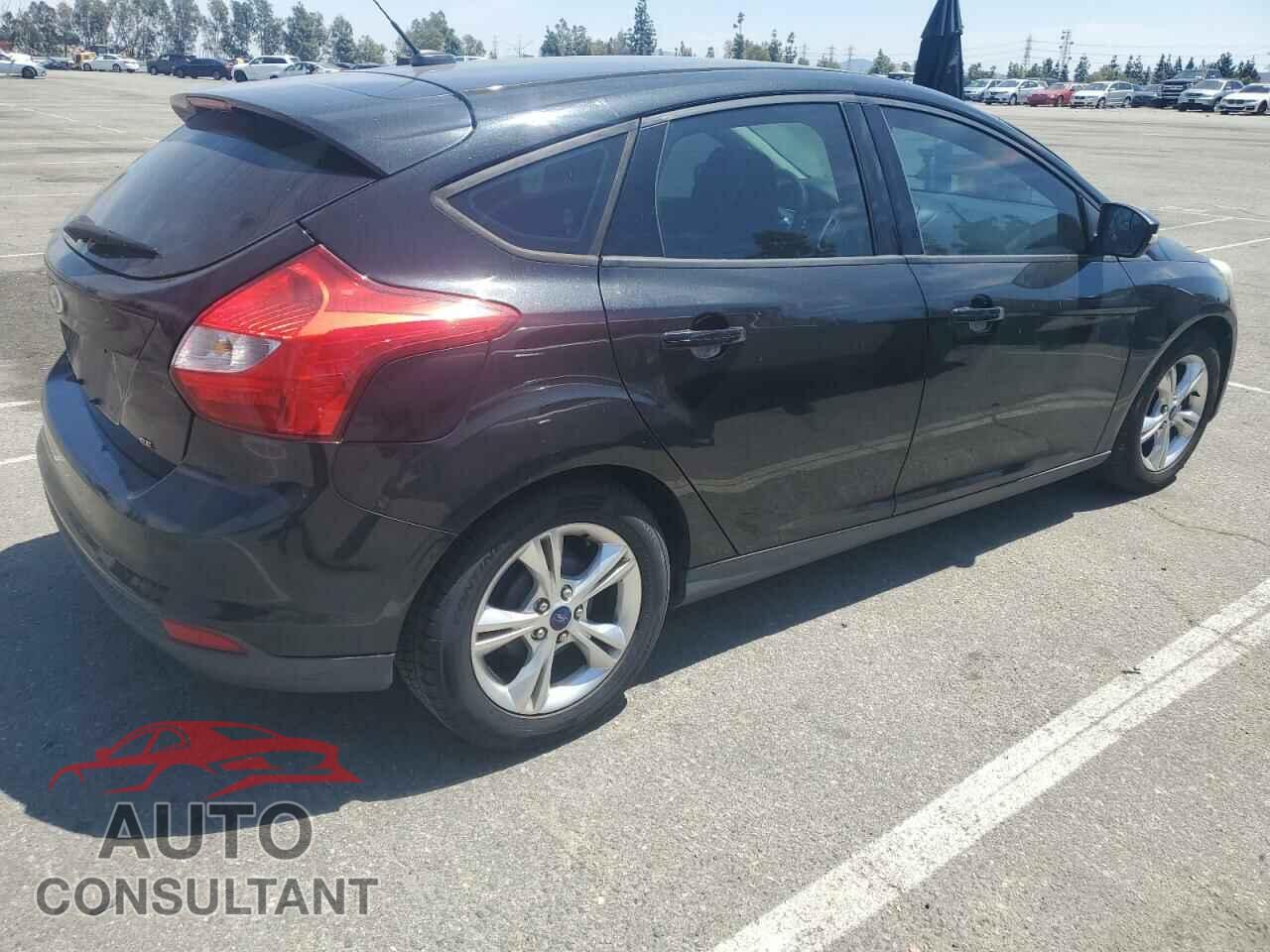 FORD FOCUS 2014 - 1FADP3K21EL210115