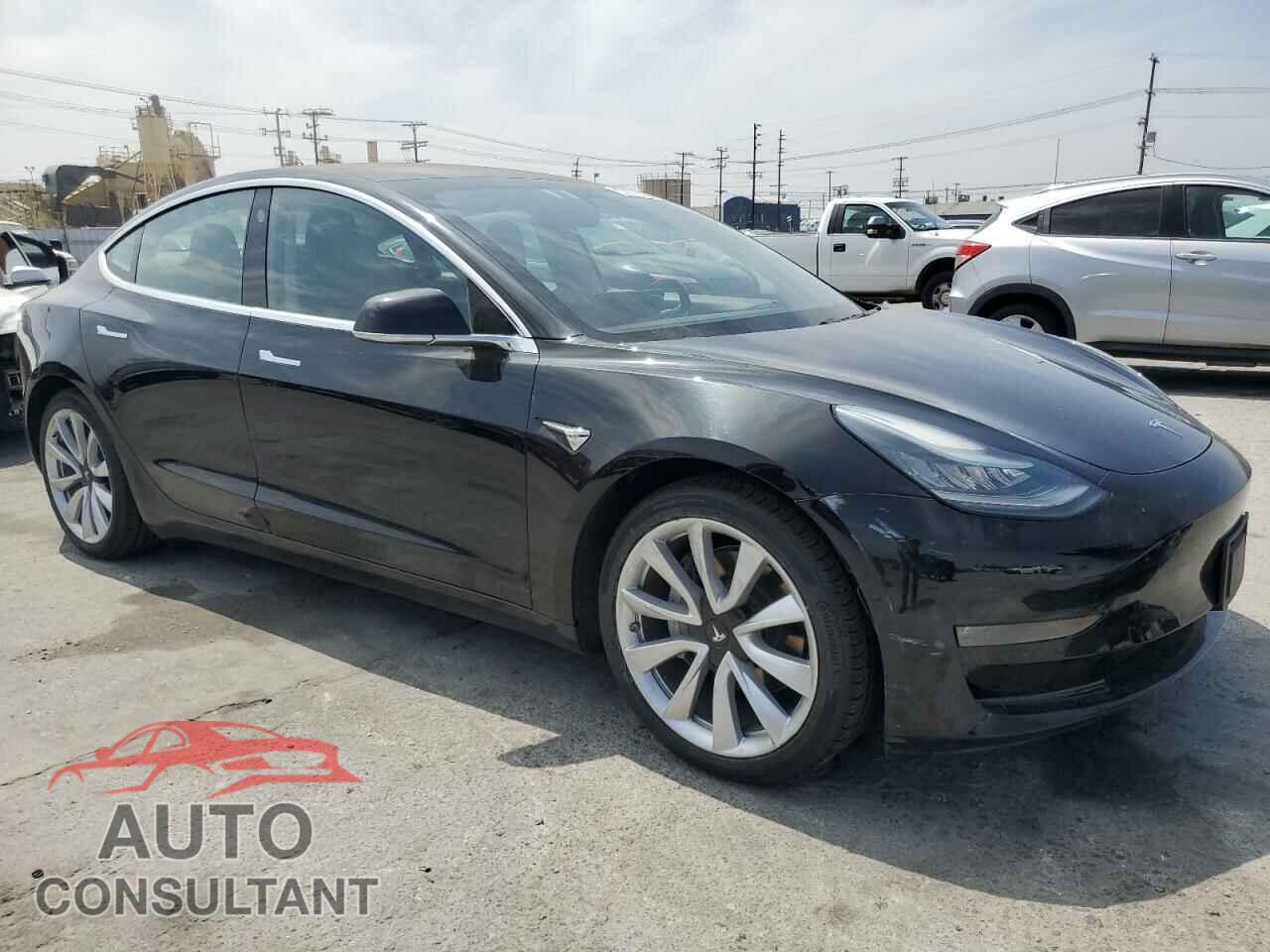 TESLA MODEL 3 2018 - 5YJ3E1EA6JF176429