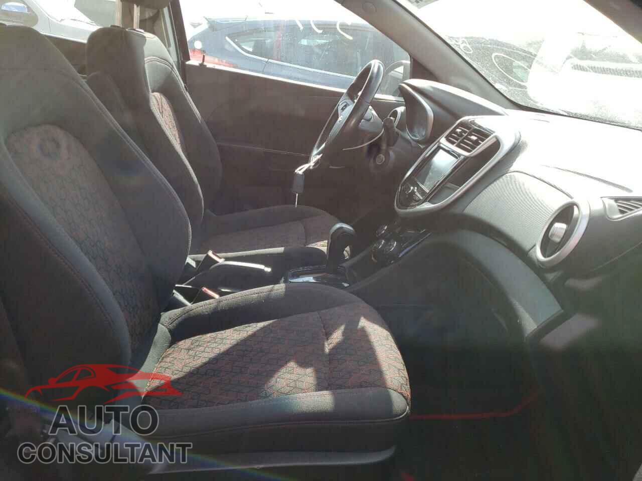 CHEVROLET SONIC 2017 - 1G1JD6SH8H4118518