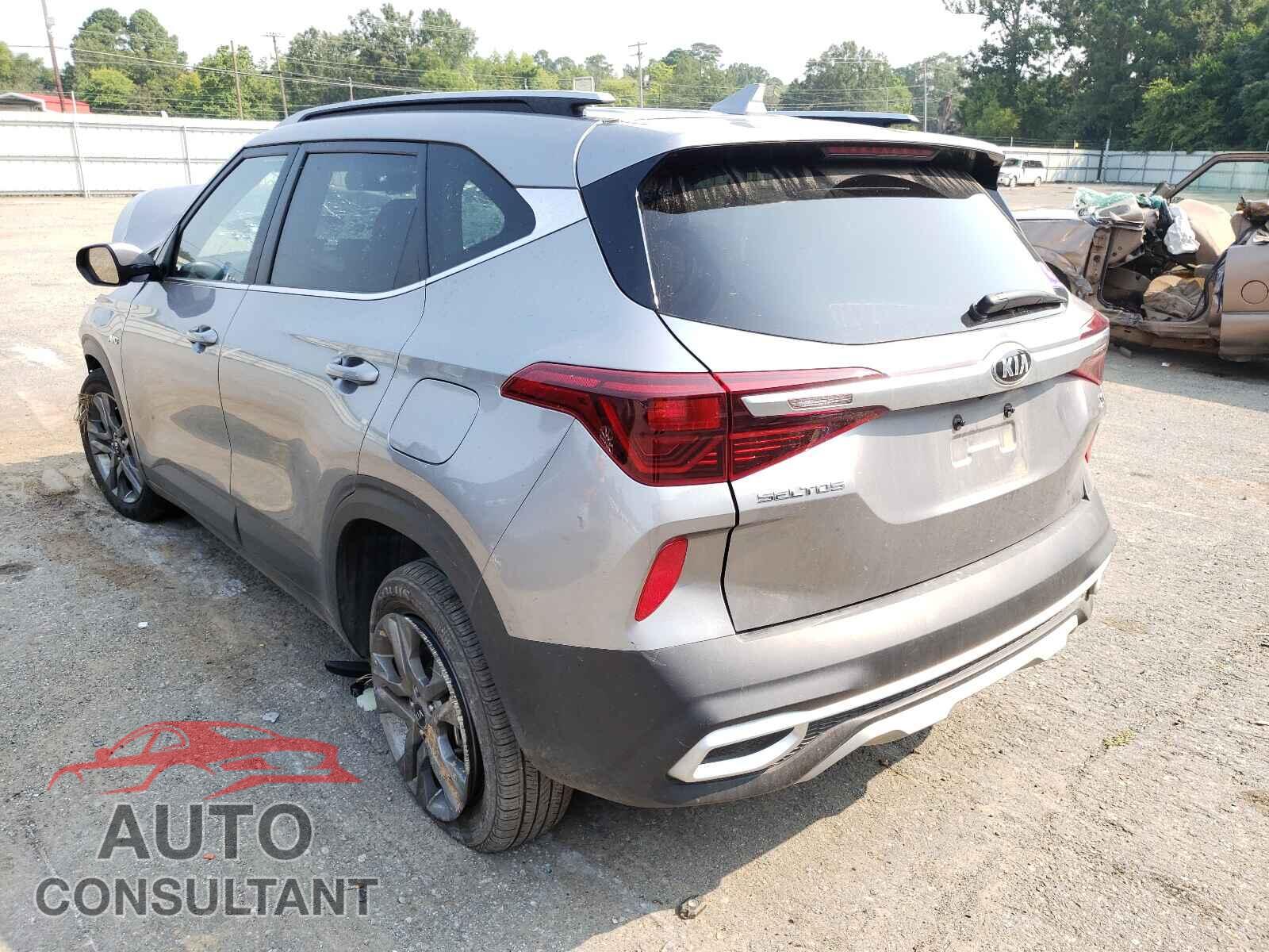 KIA SELTOS 2021 - KNDEUCAA4M7097512