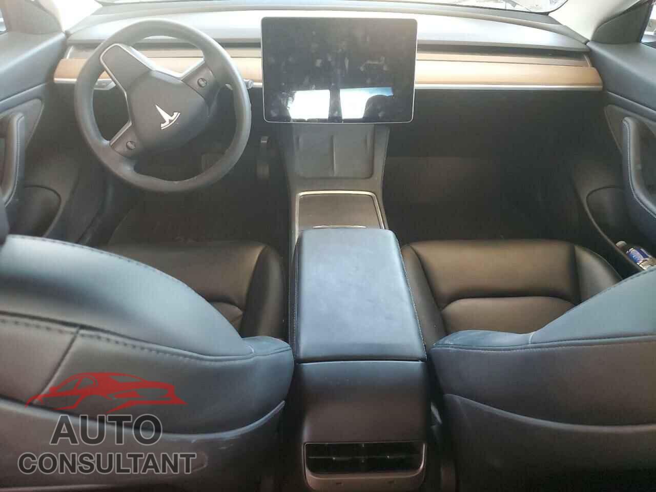 TESLA MODEL 3 2021 - 5YJ3E1EB1MF925764