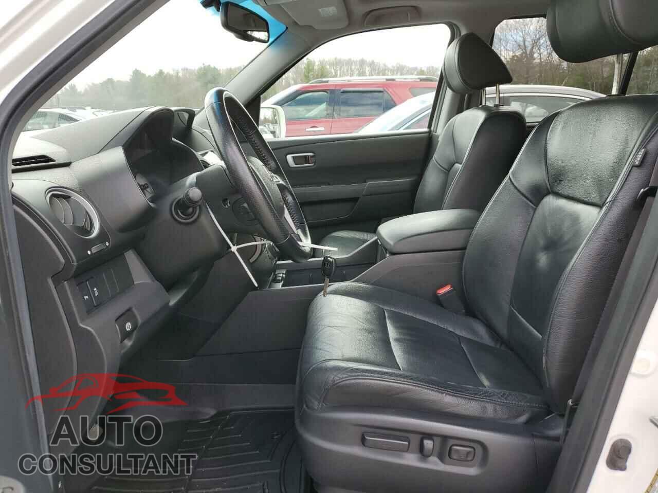 HONDA PILOT 2013 - 5FNYF4H94DB041282