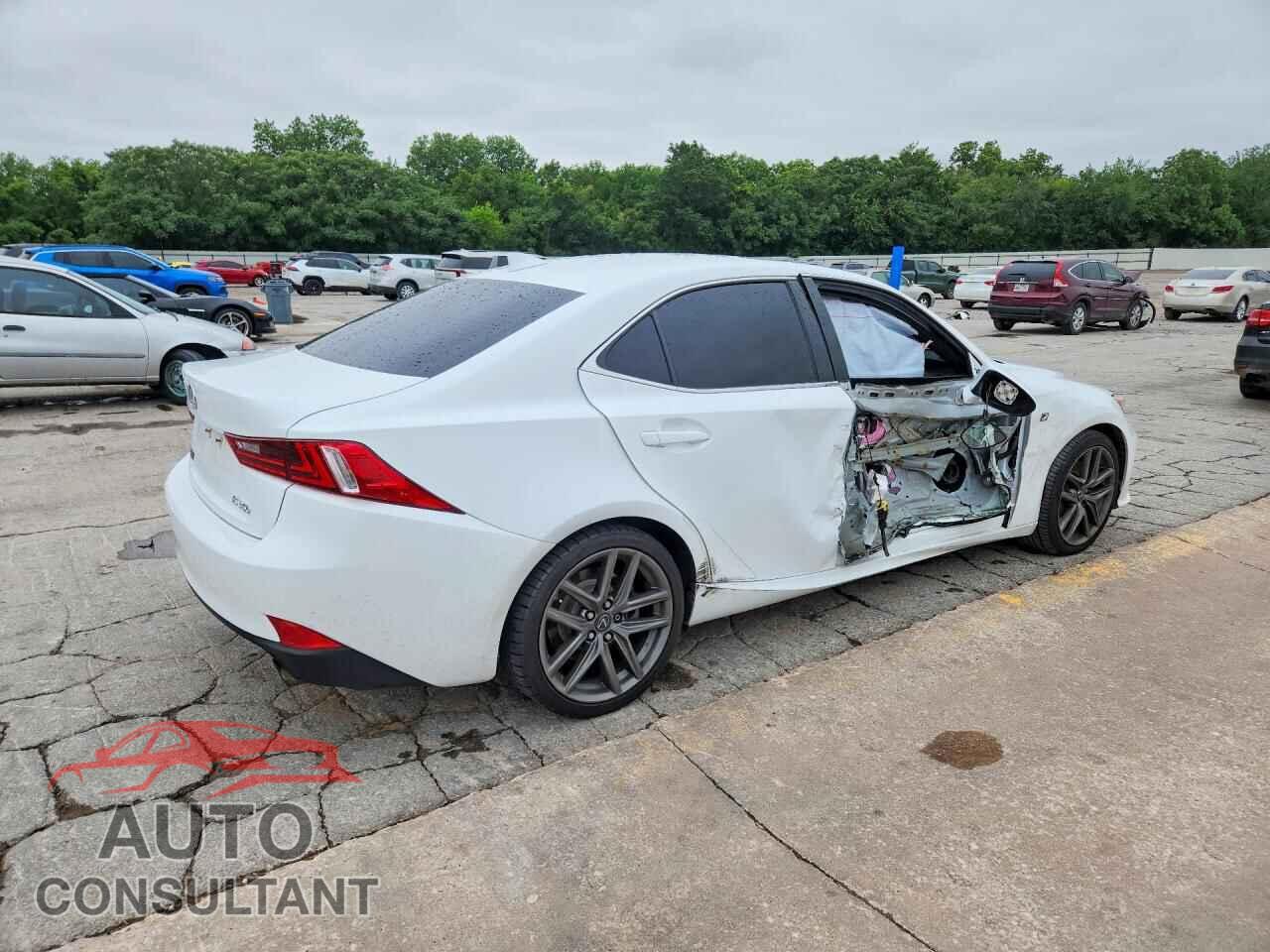LEXUS IS 2016 - JTHBE1D23G5024073