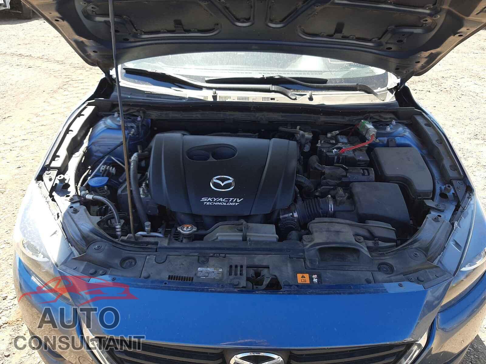 MAZDA 3 2017 - 3MZBN1L7XHM100234