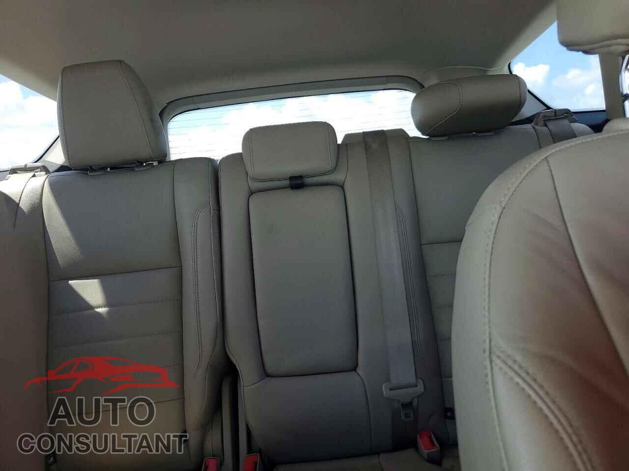 FORD ESCAPE 2016 - 1FMCU0J99GUA49744