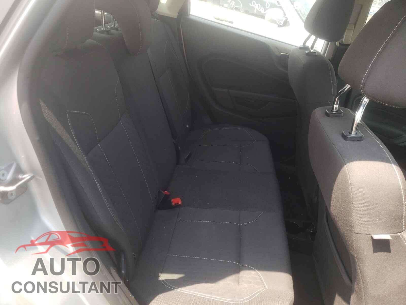 FORD FIESTA 2019 - 3FADP4EJ7KM138906