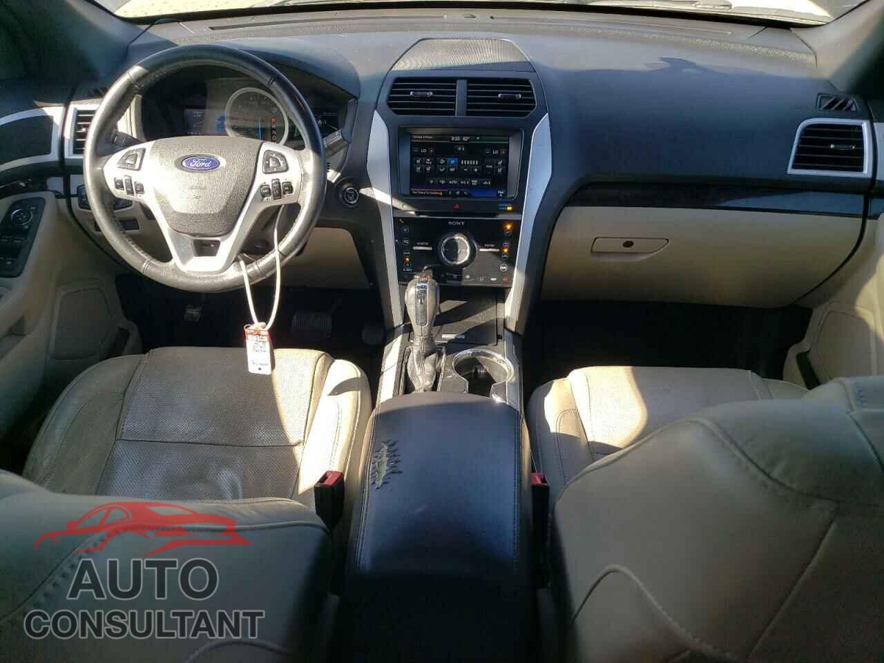 FORD EXPLORER 2015 - 1FM5K7F87FGA38455