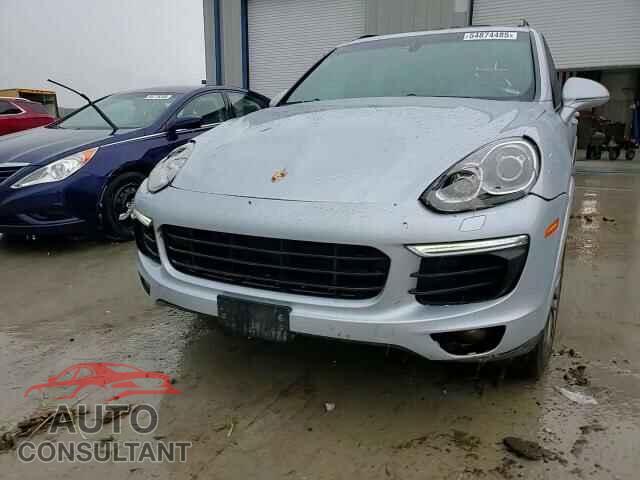PORSCHE CAYENNE 2017 - WP1AA2A2XHKA84260