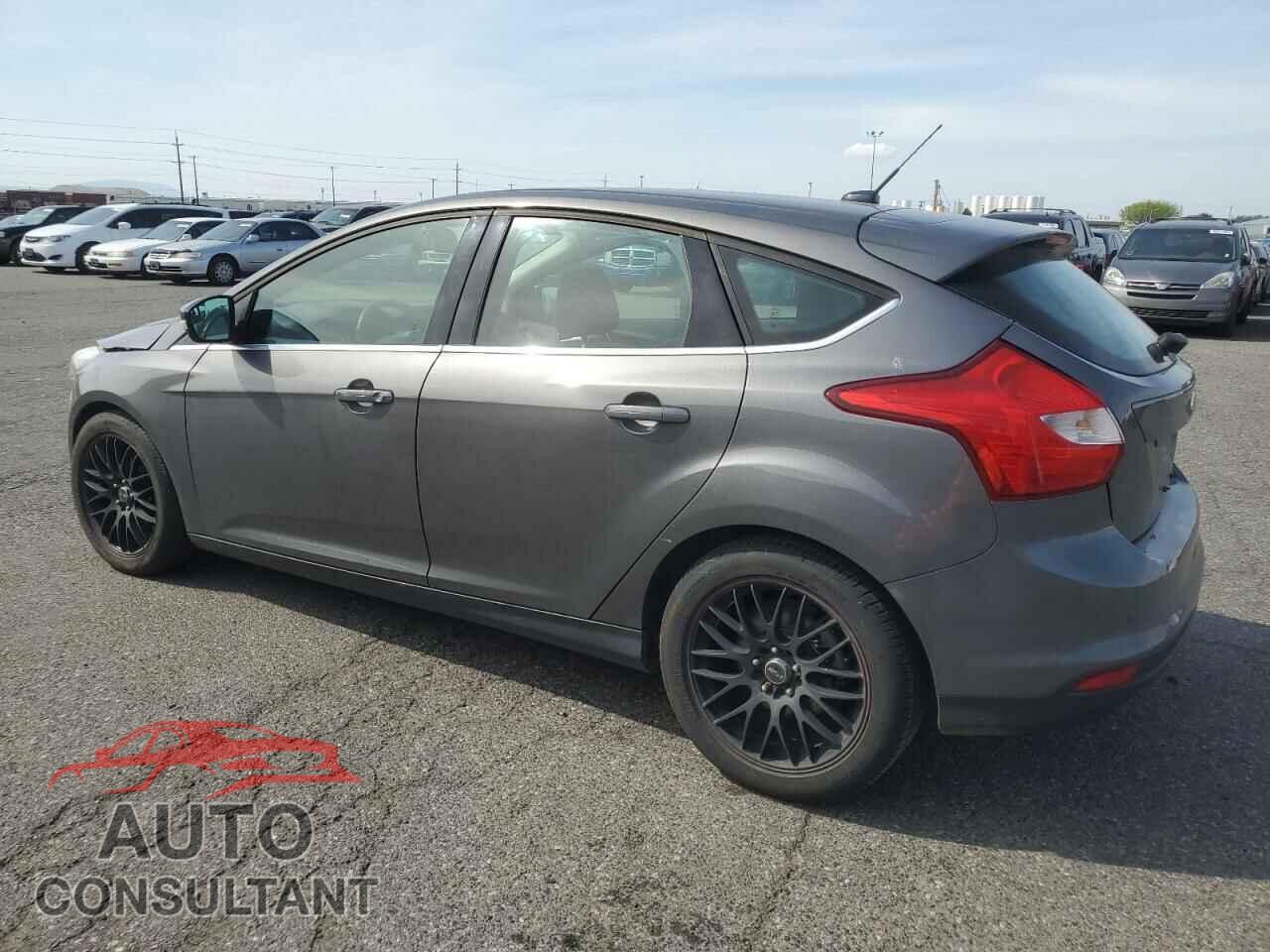 FORD FOCUS 2012 - 1FAHP3M21CL251503