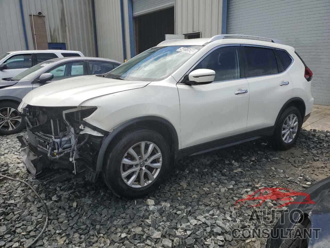 NISSAN ROGUE 2018 - JN8AT2MV5JW315604