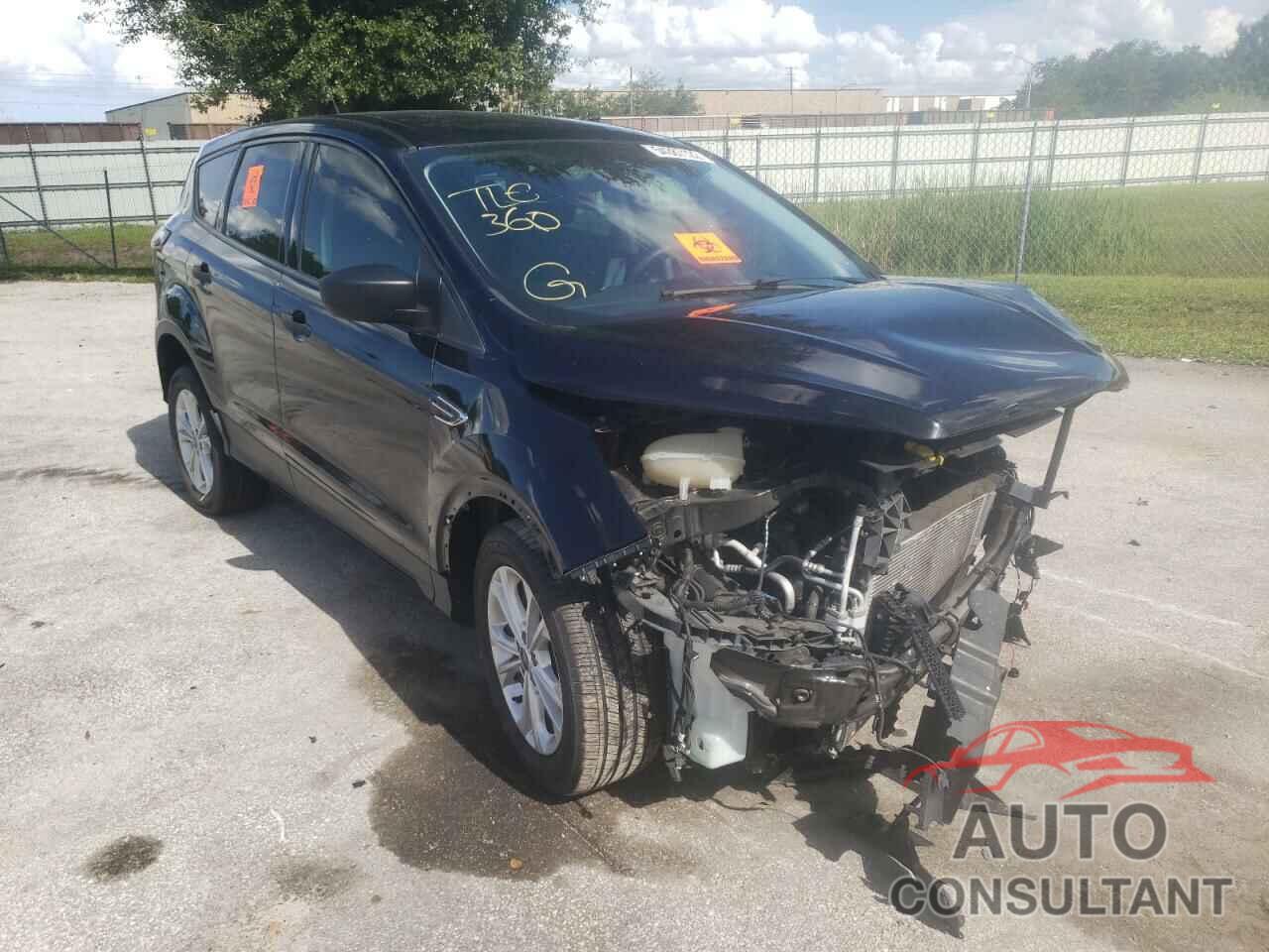 FORD ESCAPE 2017 - 1FMCU0F77HUD35407