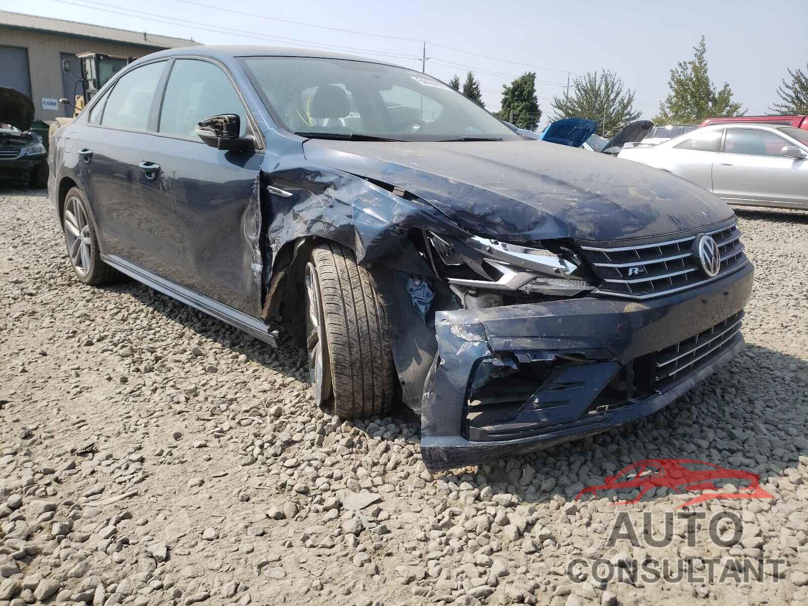VOLKSWAGEN PASSAT 2018 - 1VWAA7A34JC035902