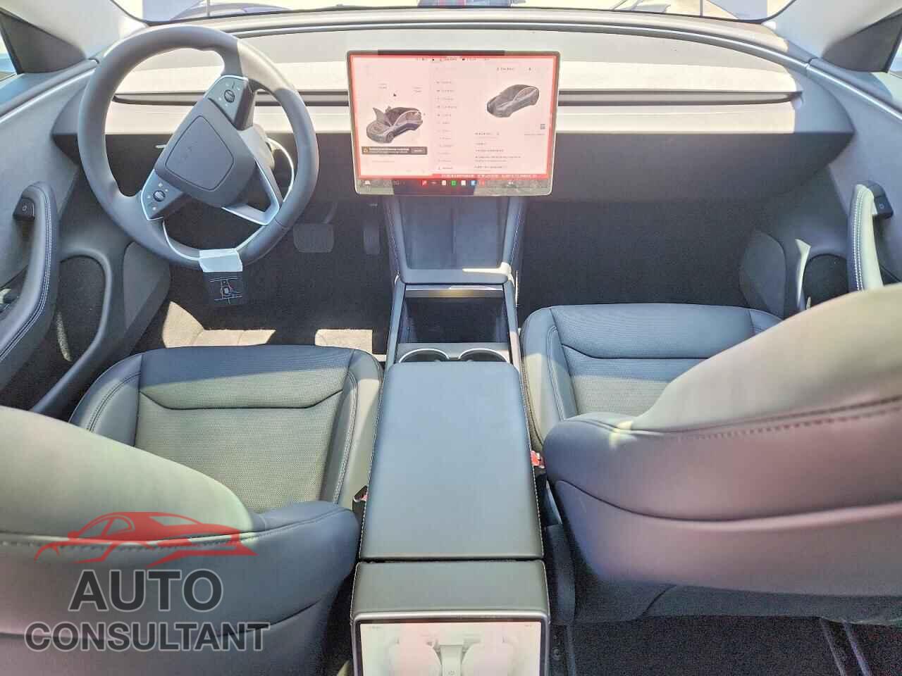 TESLA MODEL 3 2025 - 5YJ3E1EA6SF048435