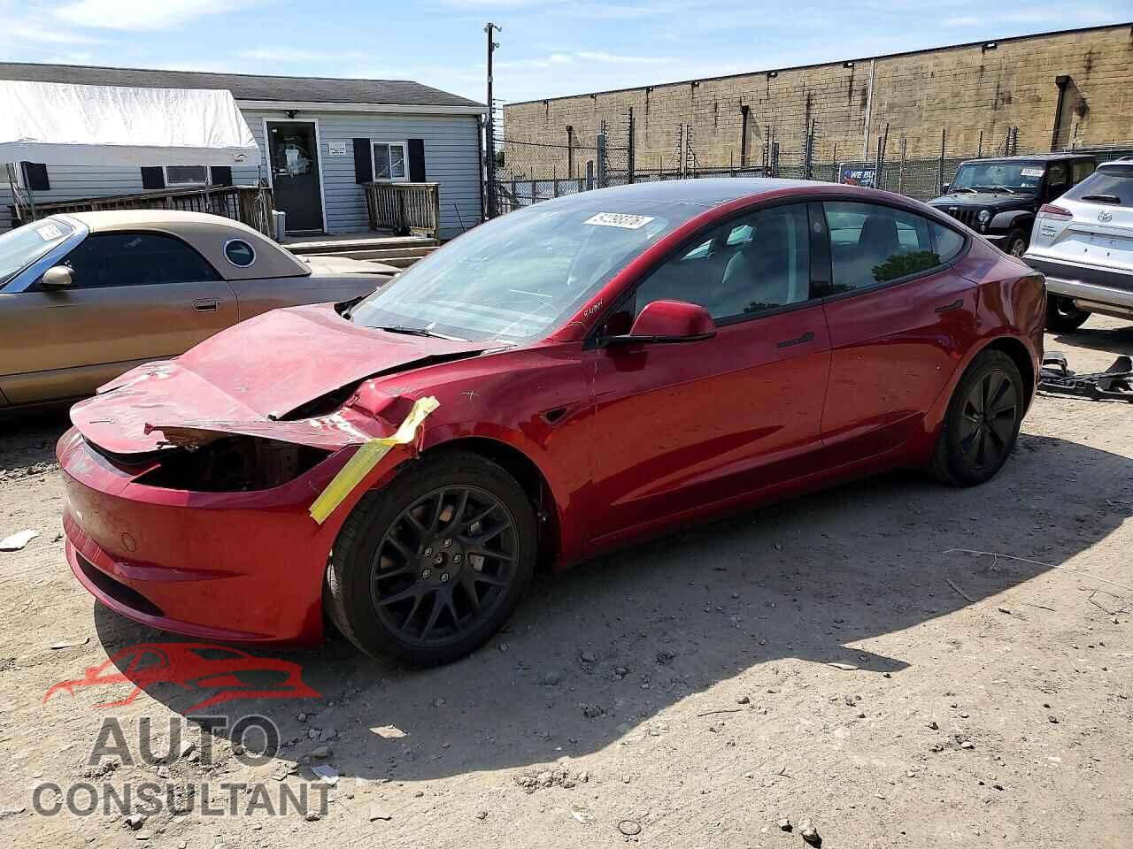 TESLA MODEL 3 2024 - 5YJ3E1EB2RF753686
