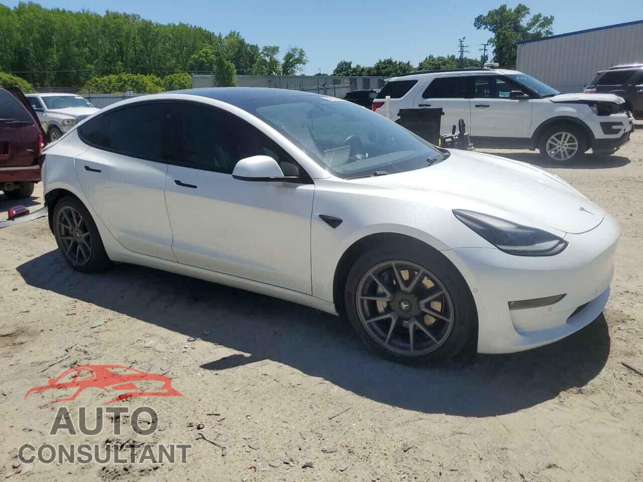 TESLA MODEL 3 2021 - 5YJ3E1EB2MF937020
