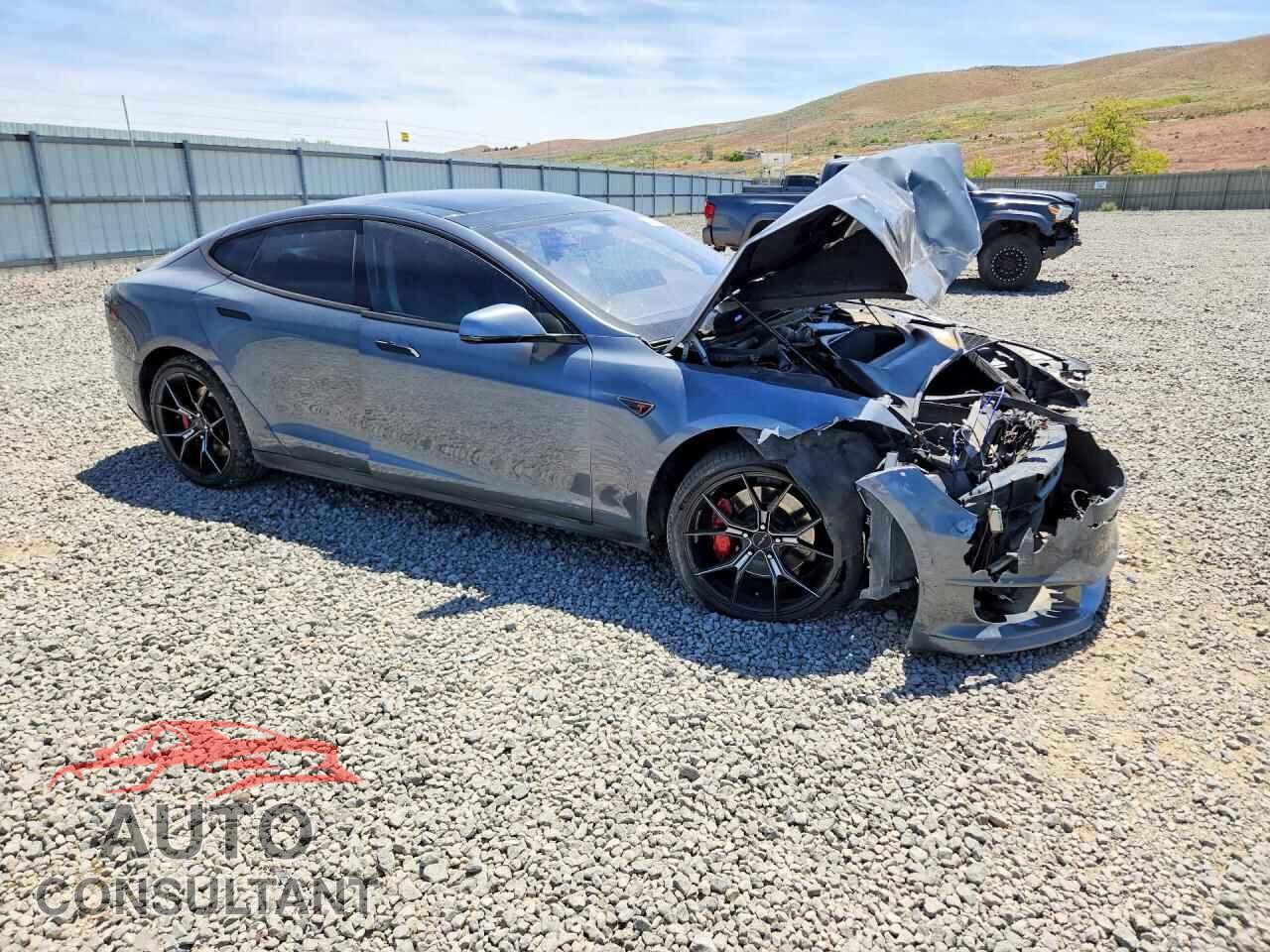 TESLA MODEL S 2013 - 5YJSA1CP6DFP06921