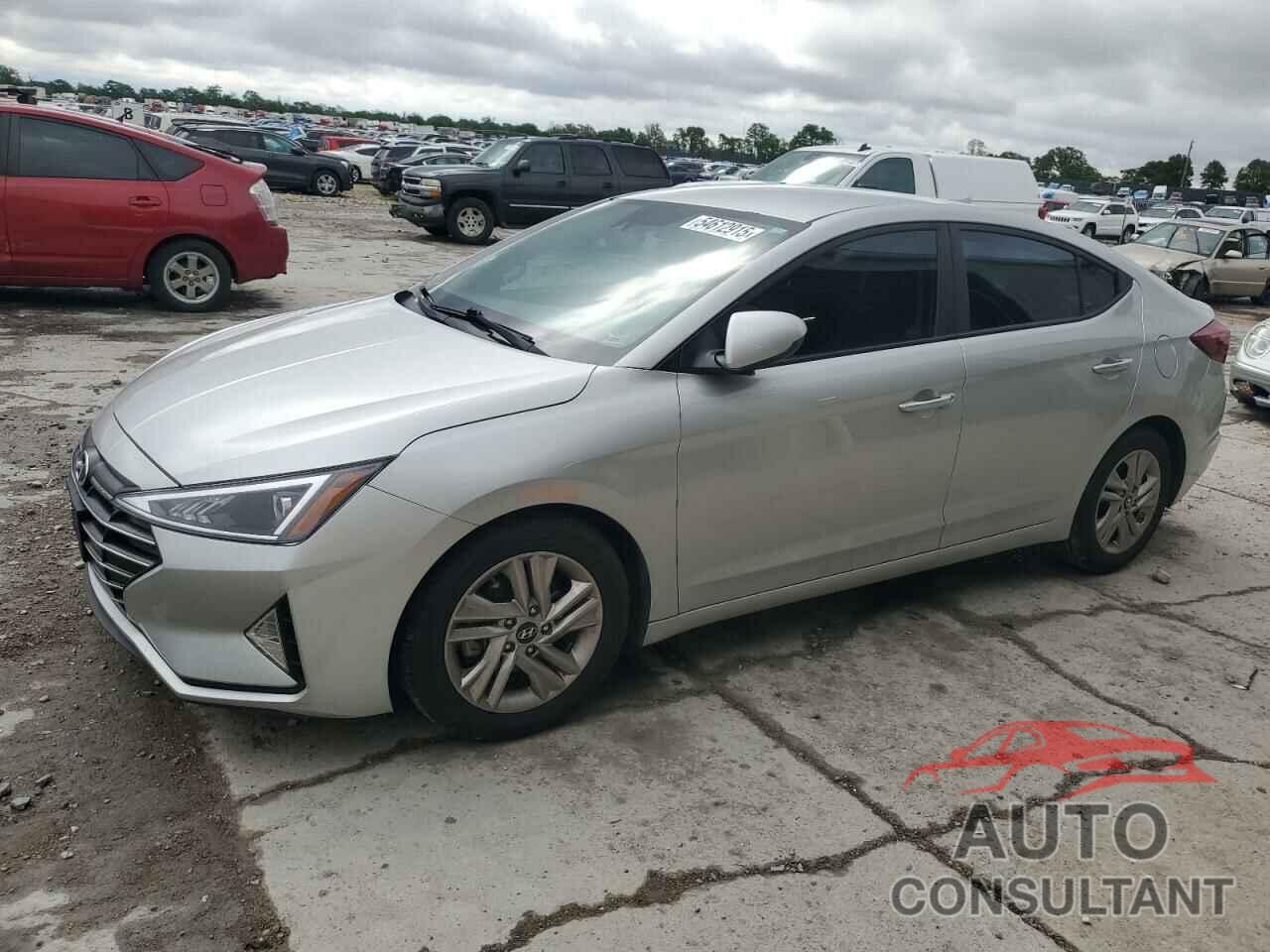 HYUNDAI ELANTRA 2019 - 5NPD84LF6KH401866