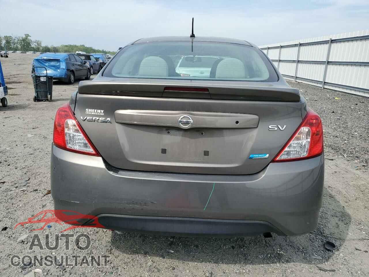 NISSAN VERSA 2015 - 3N1CN7AP9FL898518