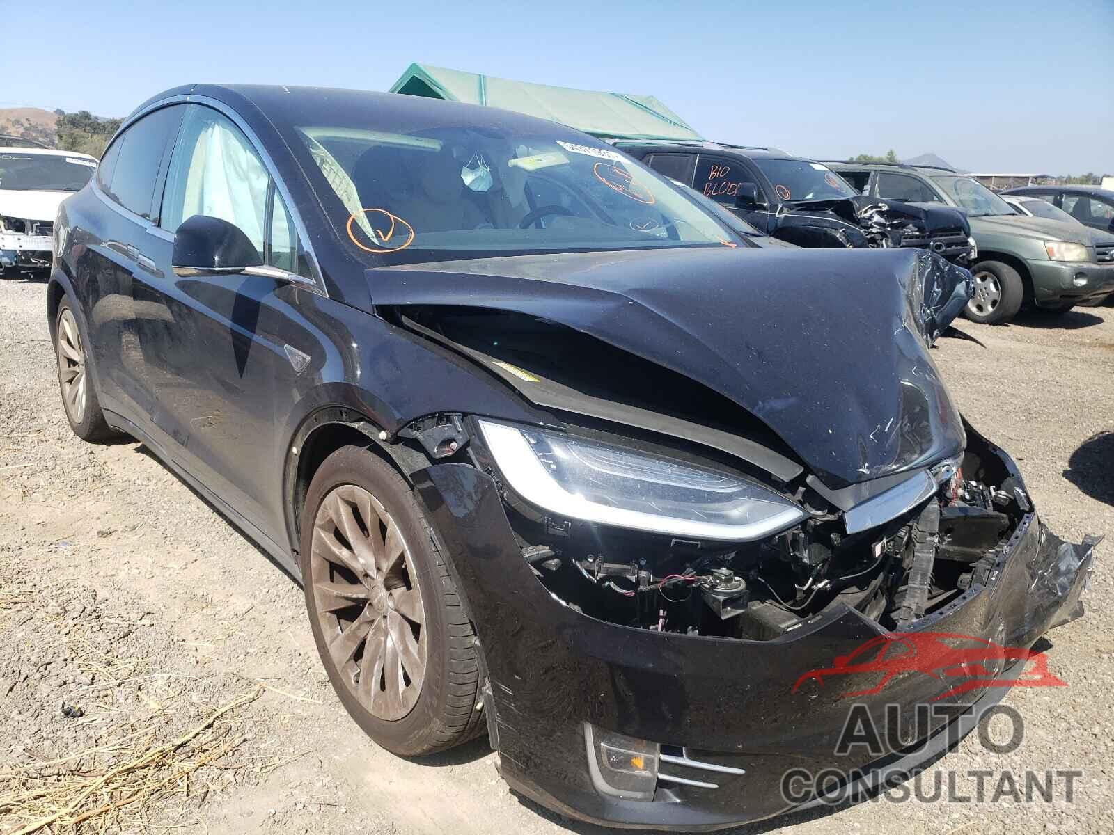 TESLA MODEL X 2016 - 5YJXCAE22GF001944