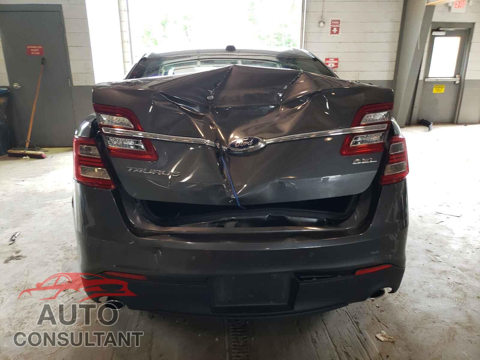 FORD TAURUS 2016 - 1FAHP2E81GG142809