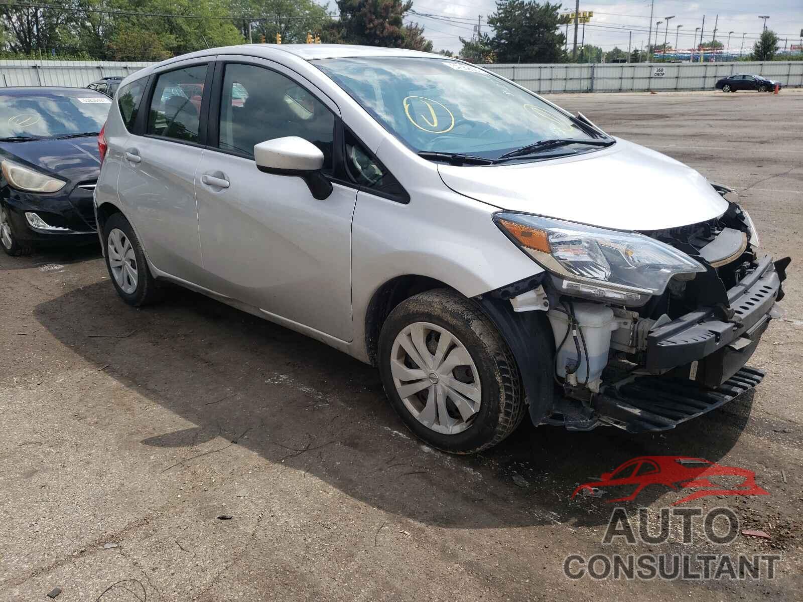 NISSAN VERSA 2018 - 3N1CE2CP5JL352792