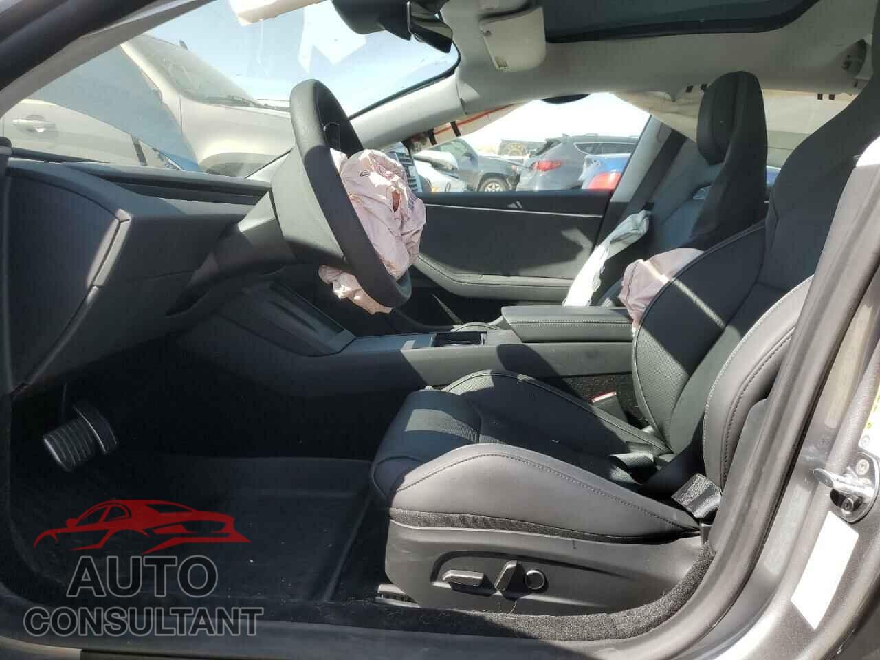 TESLA MODEL 3 2024 - 5YJ3E1ET2RF899367
