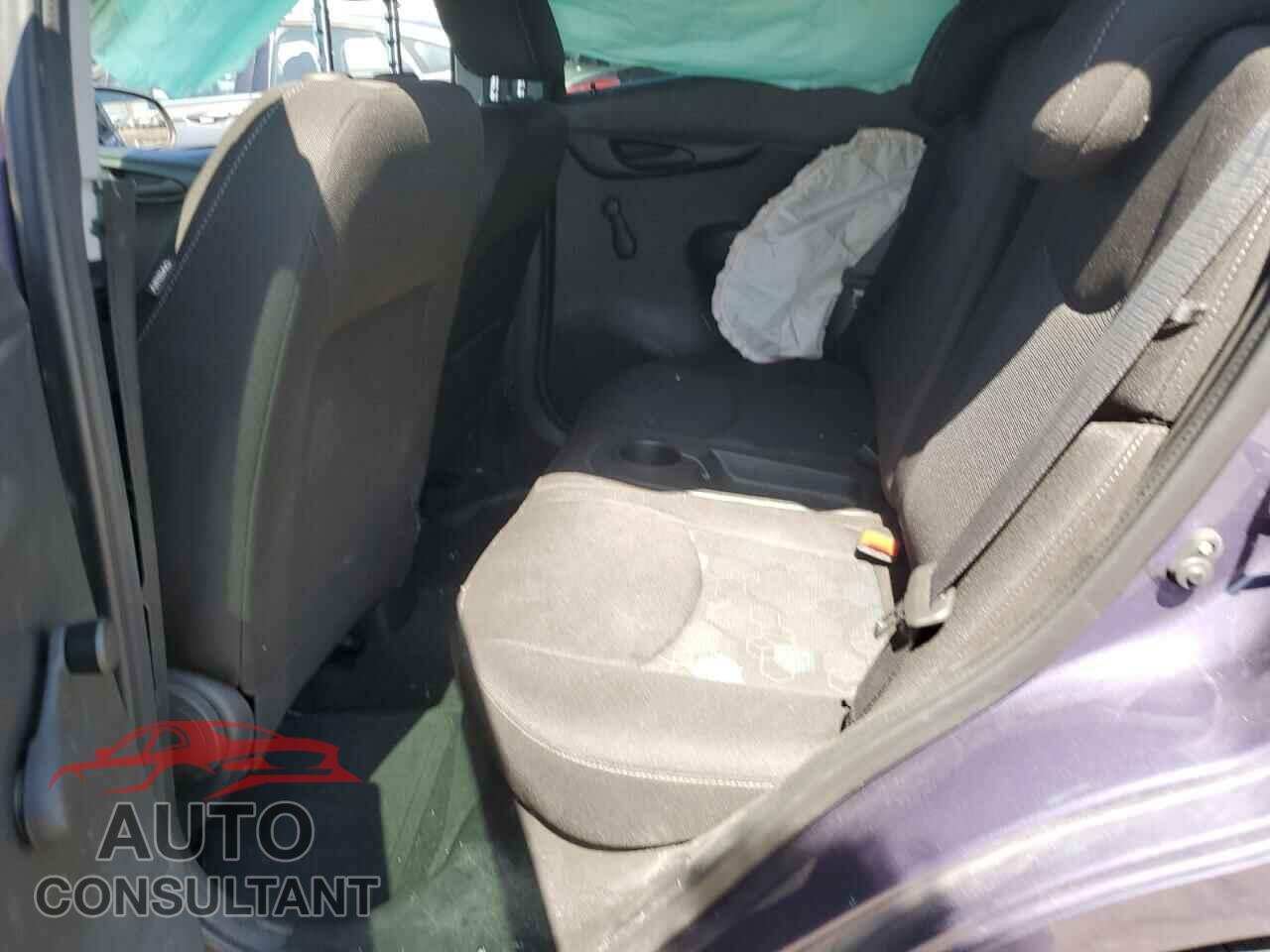 CHEVROLET SPARK 2017 - KL8CB6SA4HC794164