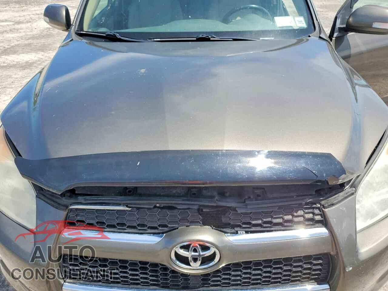 TOYOTA RAV4 2011 - 2T3DF4DV5BW151962