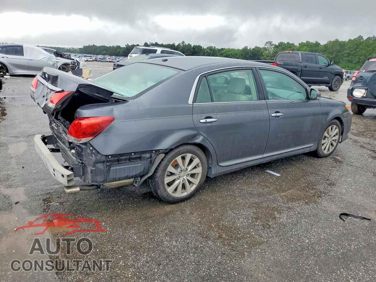TOYOTA AVALON 2011 - 4T1BK3DB3BU377705
