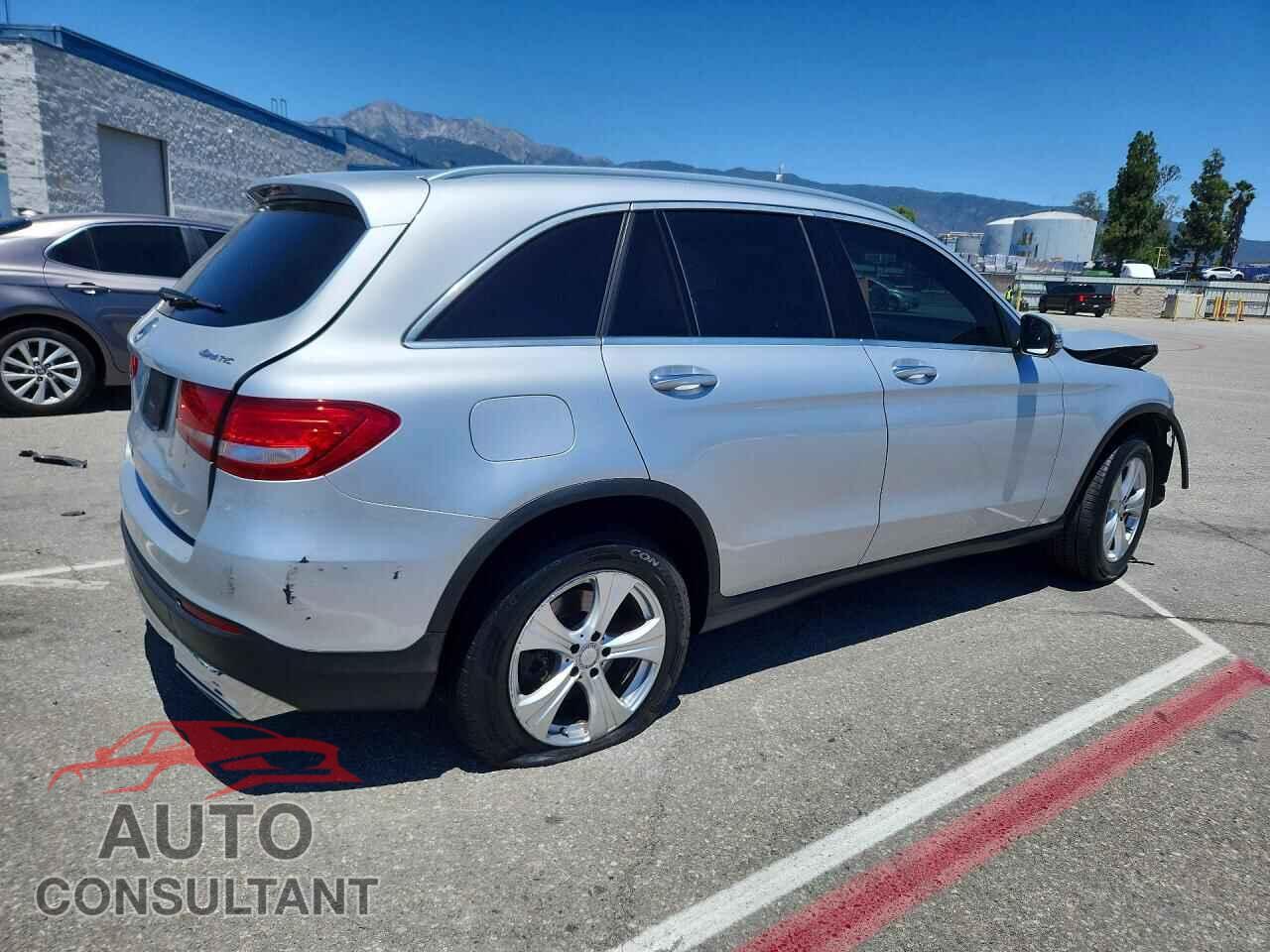 MERCEDES-BENZ GLC-CLASS 2017 - WDC0G4KBXHF133420