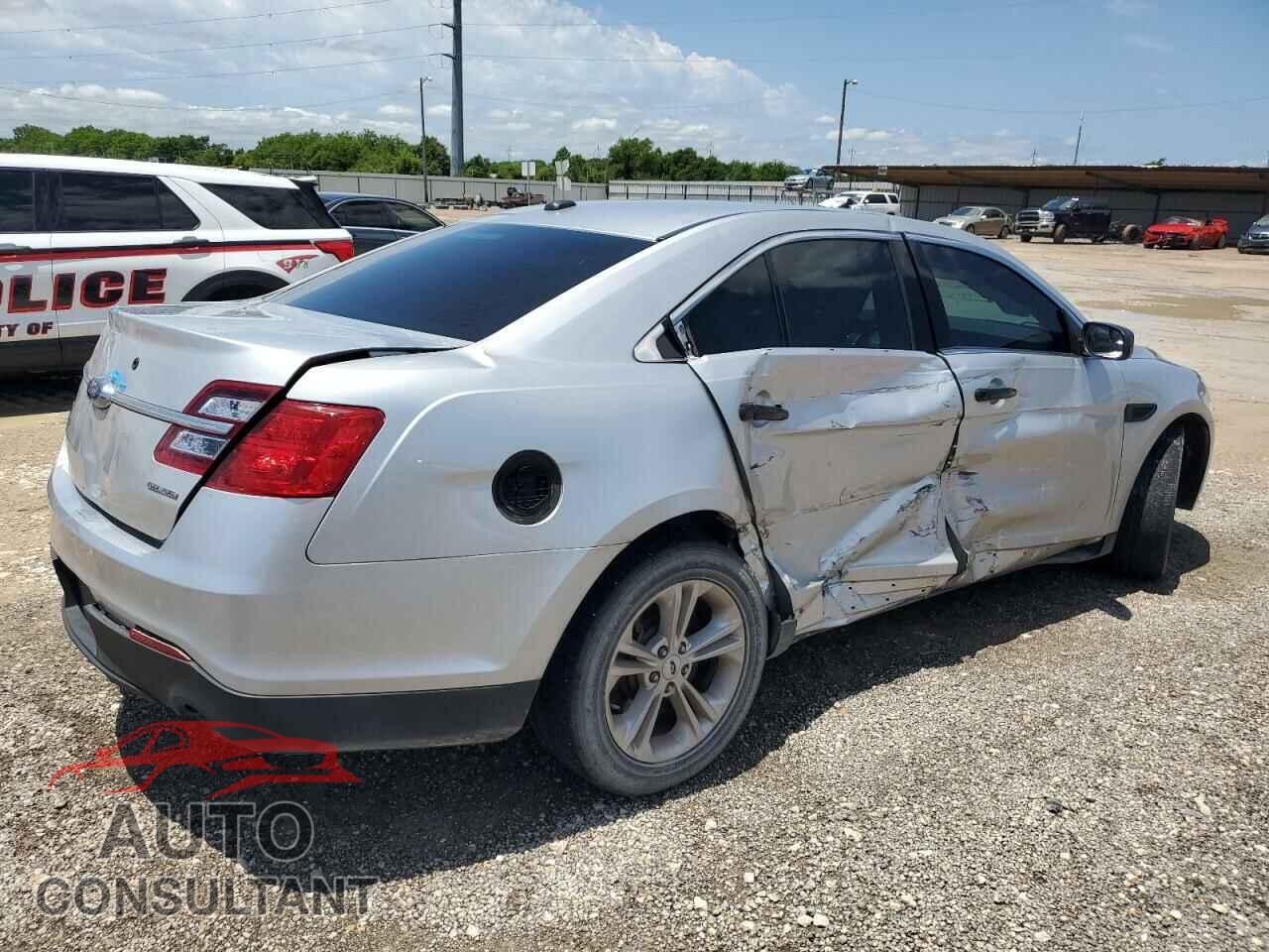 FORD TAURUS 2018 - 1FAHP2L83JG104282