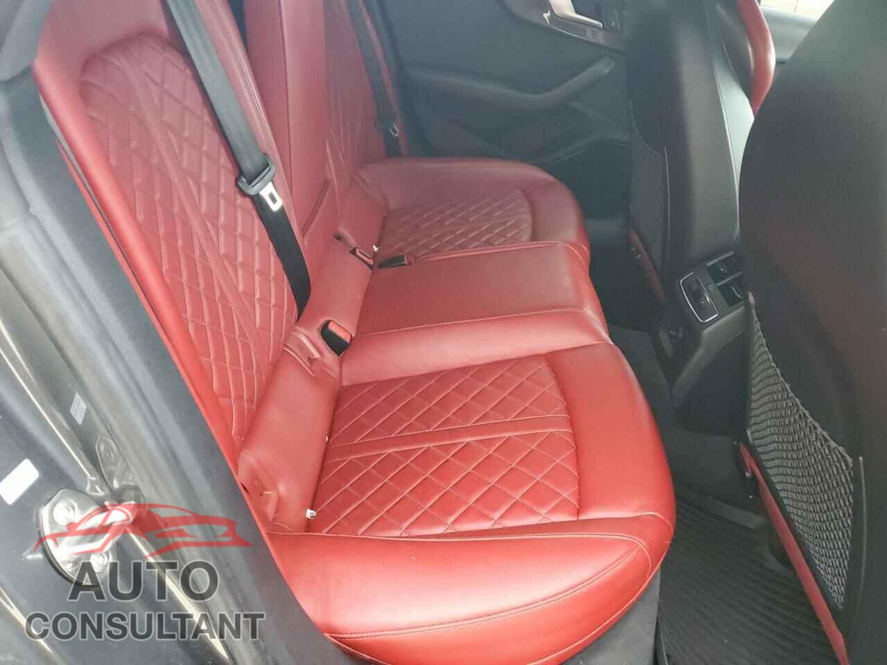 AUDI S5/RS5 2018 - WAUC4CF54JA100438