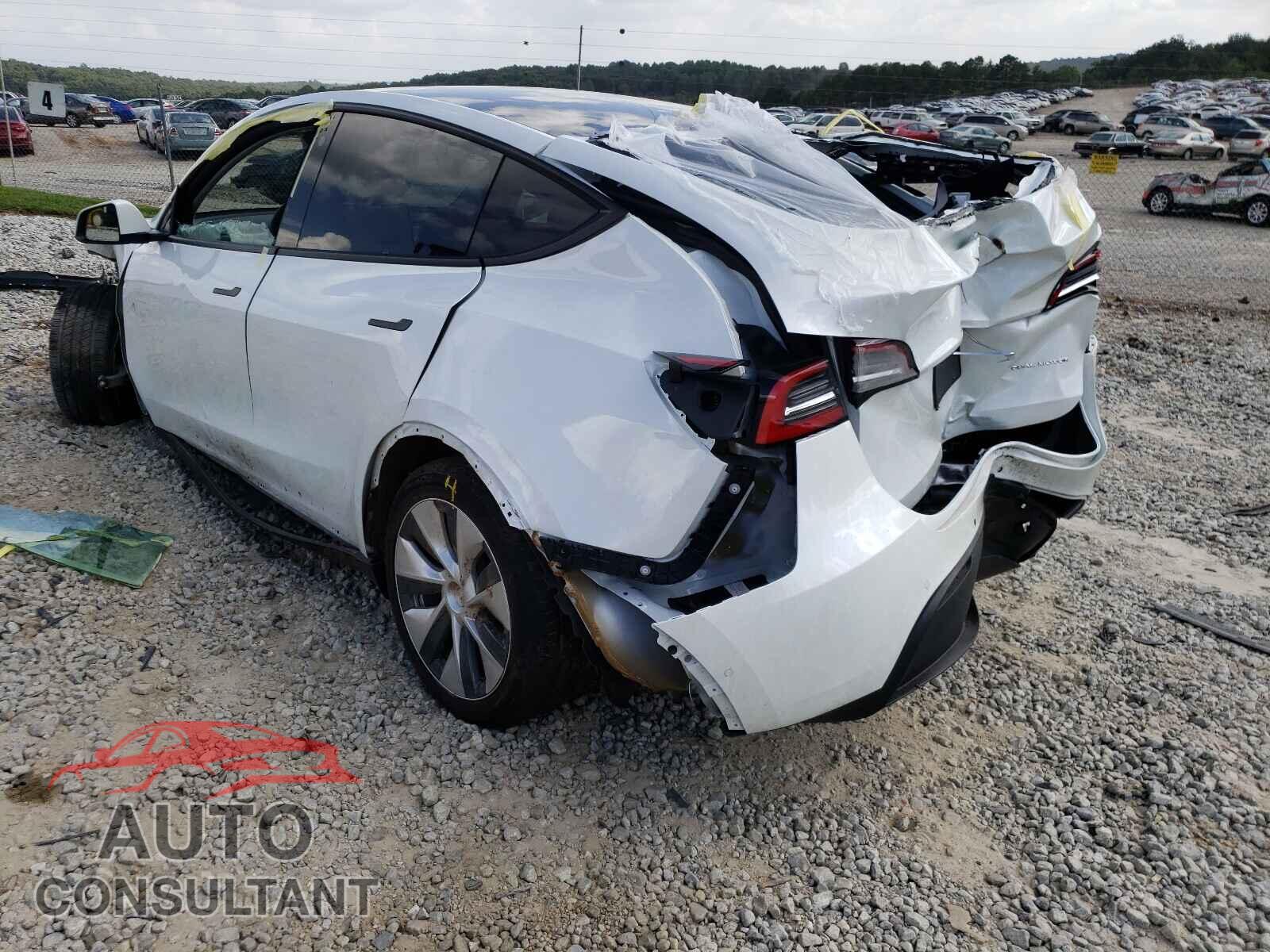 TESLA MODEL Y 2021 - 5YJYGDEE1MF072746