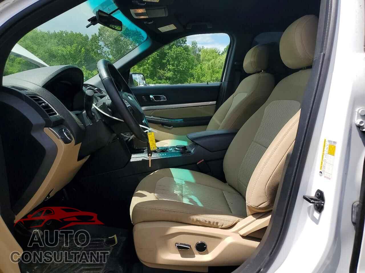FORD EXPLORER 2016 - 1FM5K8B83GGB00169
