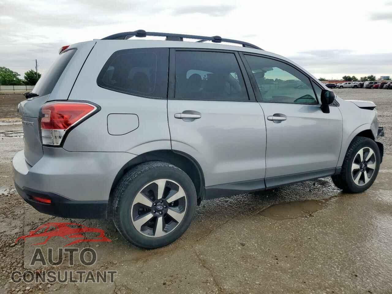 SUBARU FORESTER 2018 - JF2SJABC6JH531663