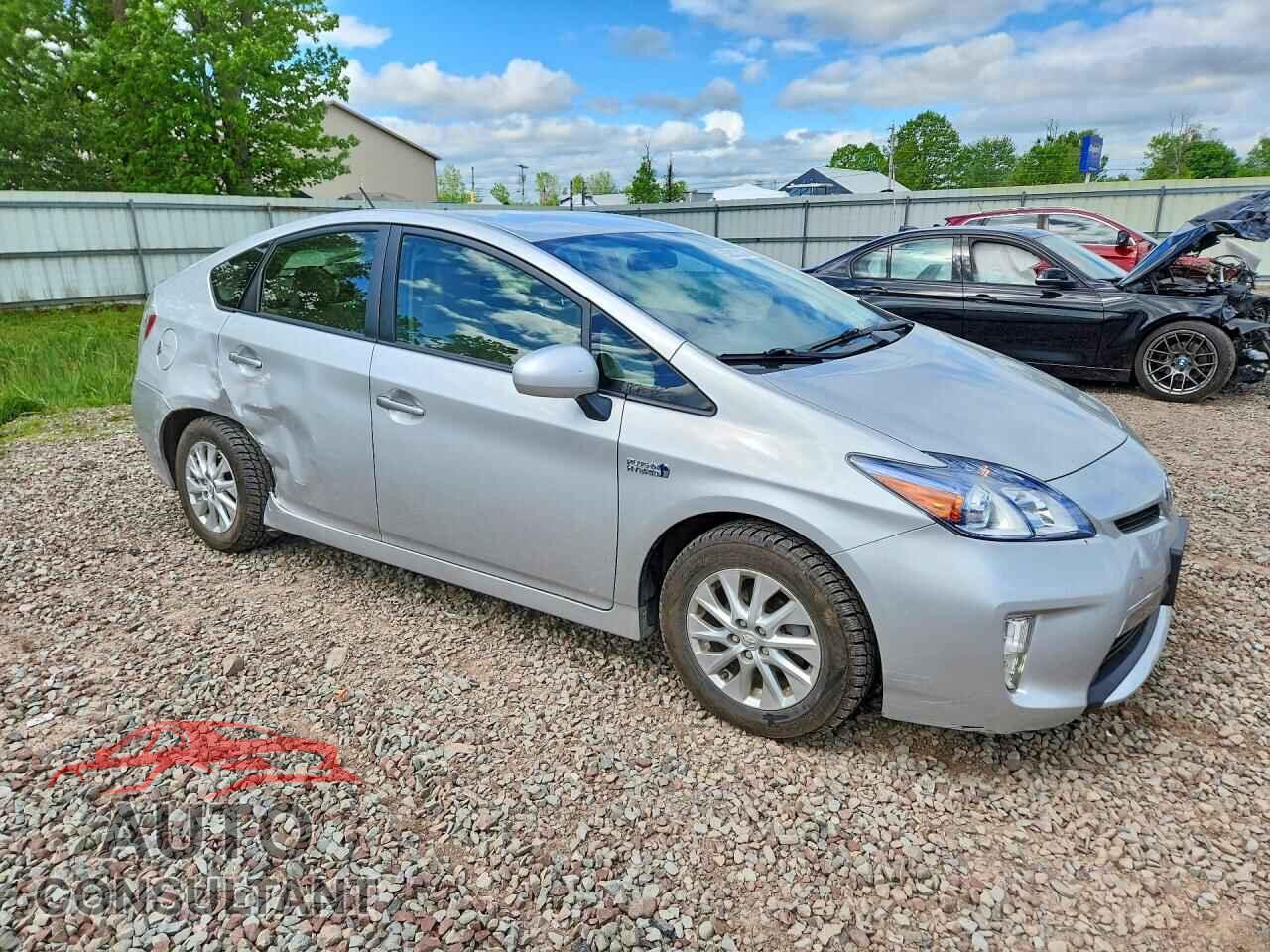 TOYOTA PRIUS 2015 - JTDKN3DP8F3067200