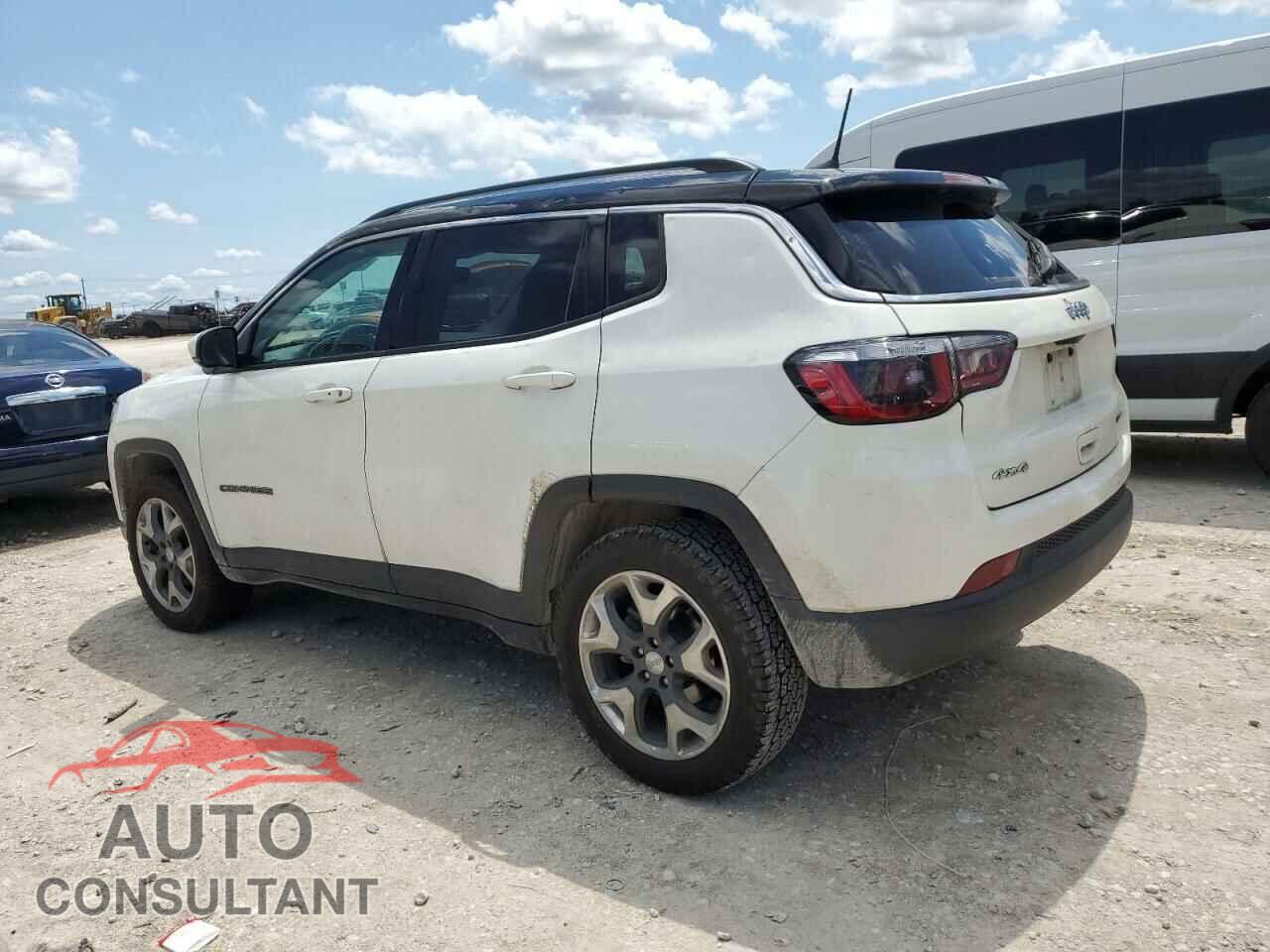 JEEP COMPASS 2018 - 3C4NJDCB3JT401411