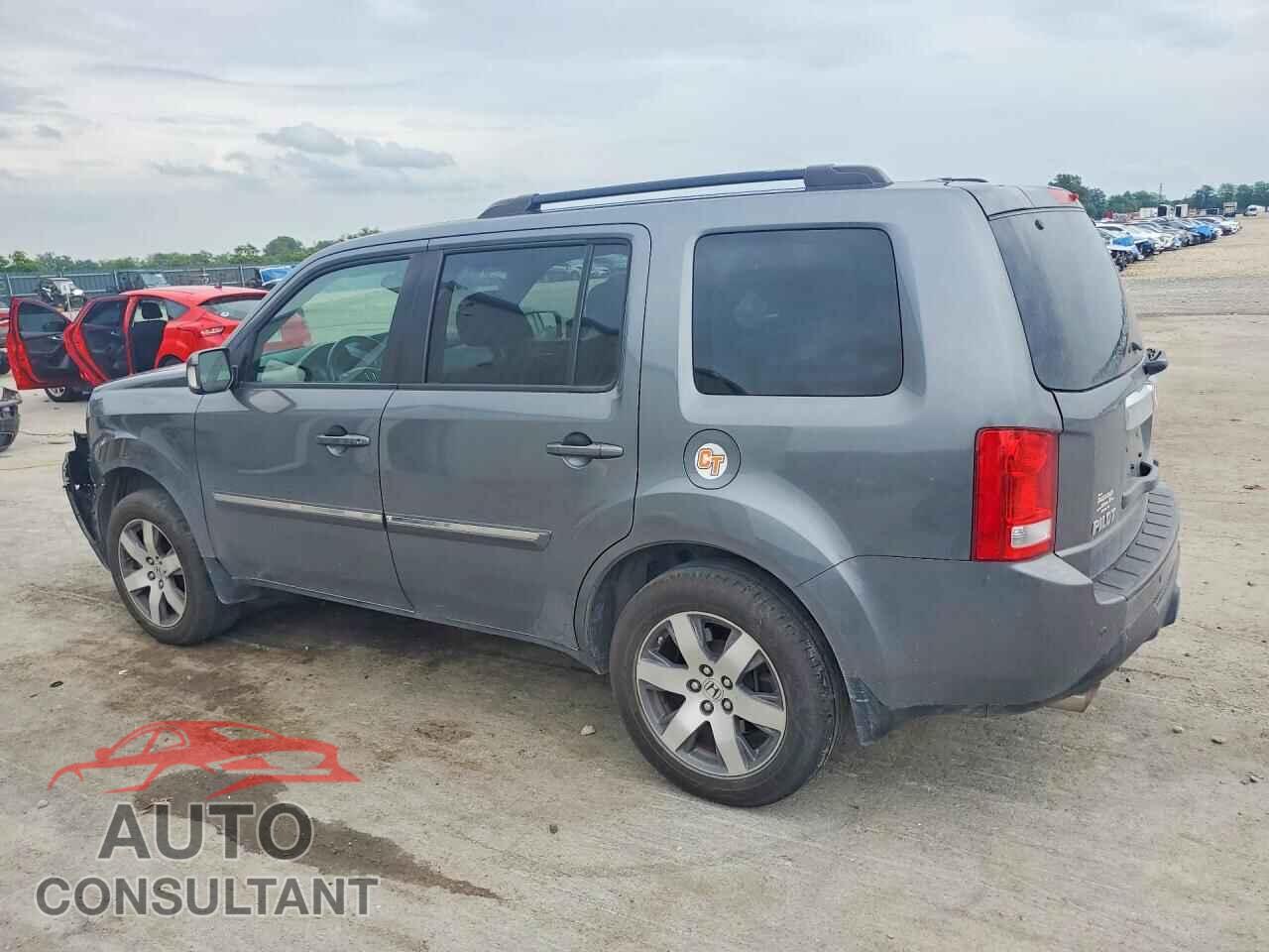 HONDA PILOT 2013 - 5FNYF3H93DB023530