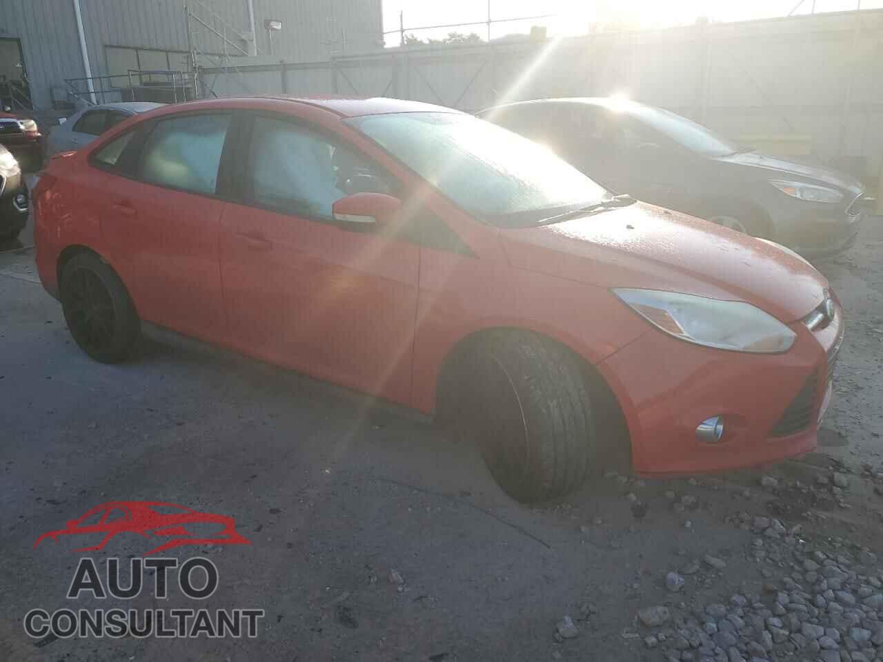 FORD FOCUS 2014 - 1FADP3F23EL337300