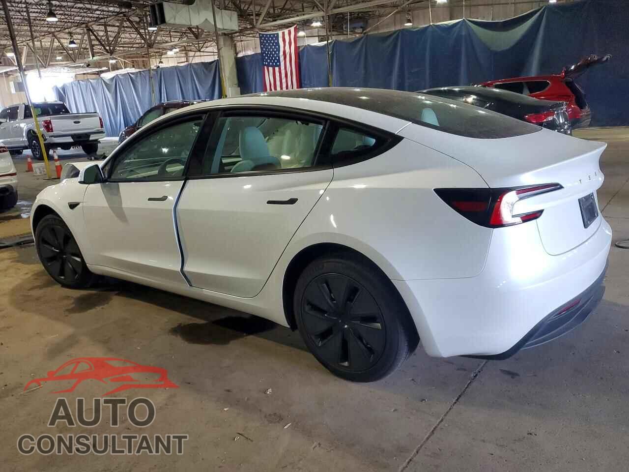TESLA MODEL 3 2026 - 5YJ3E1EA1TF139727